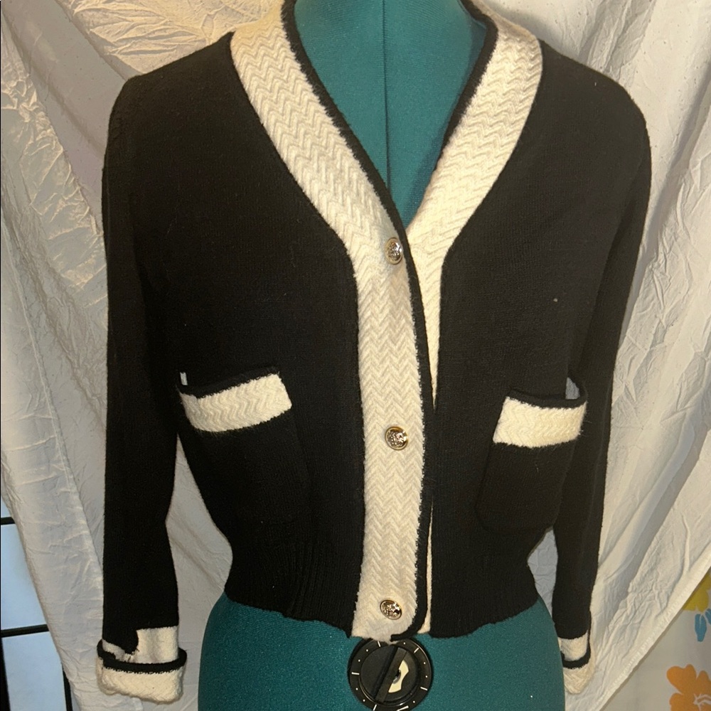 Chic Black and White Women's Cardigan Sweater size small